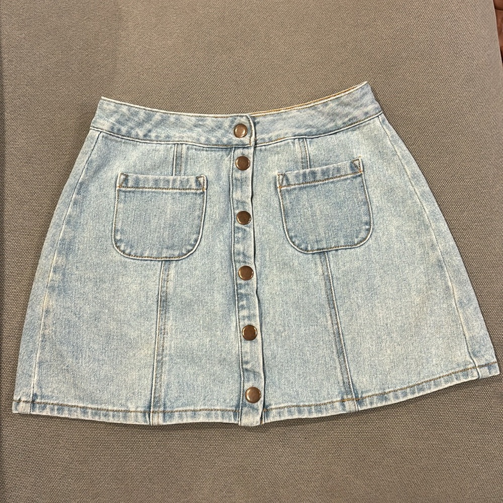 Brandy Melville - Snap Button Front Denim Skirt